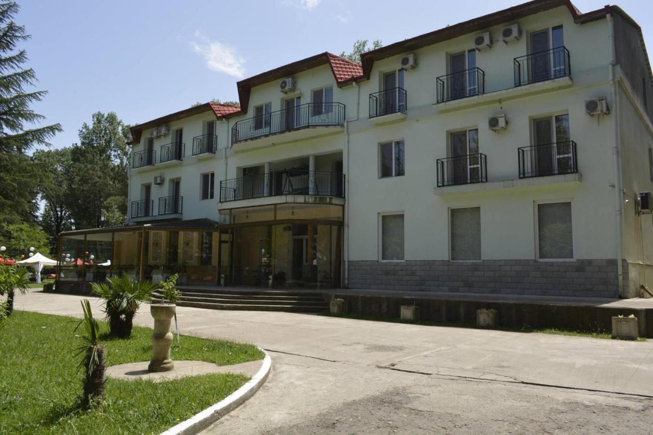 Imeri Park Hotel Kutaisi Exterior foto